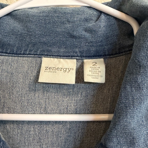 Zenergy by Chico's French Terry Indigo Stretch Embroidered Jean Jacket size 2 - Picture 3 of 4